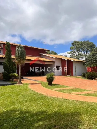 Chácara em Avenida Professora Olga Ferreira Campos - Parque Planalto - Araraquara/SP