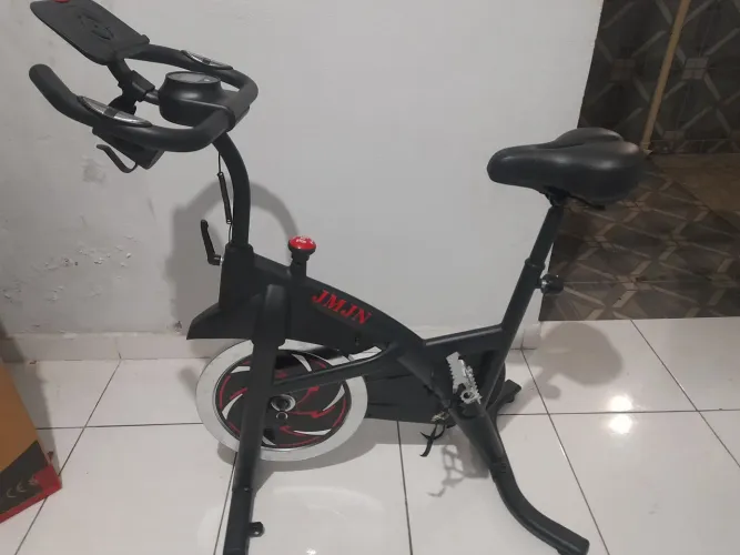 Bicicleta ergometrica nova