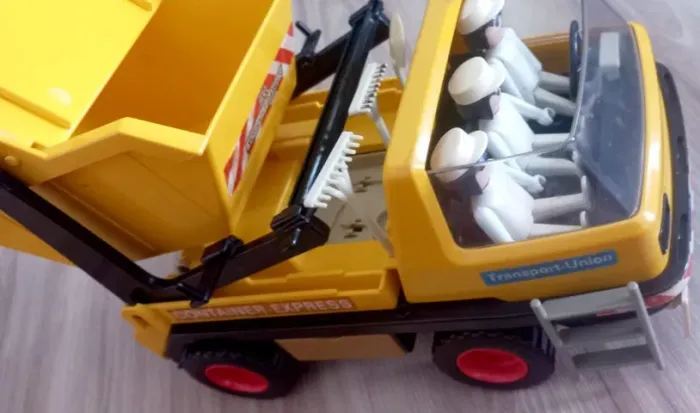 Playmobil Caminhão Caçamba