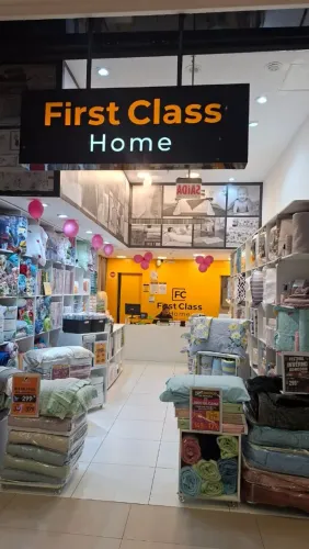 VENDEDORA SHOPPING FLORIPA