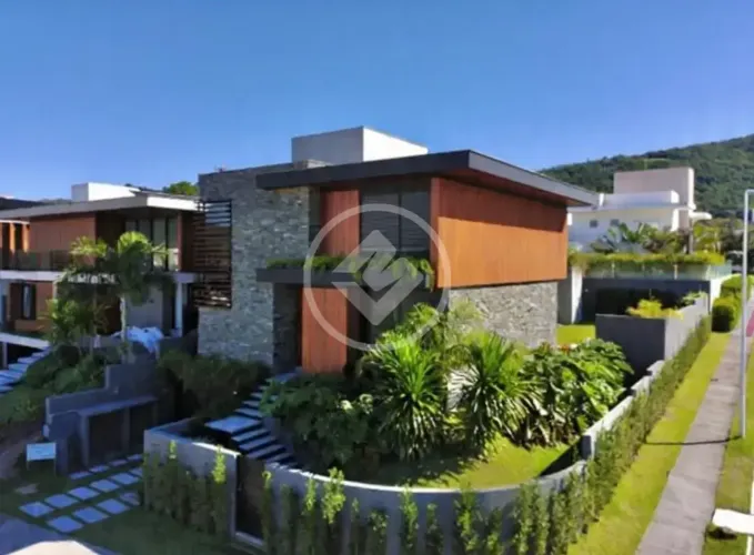 CASA - Lagoa da Conceição - DP-353171