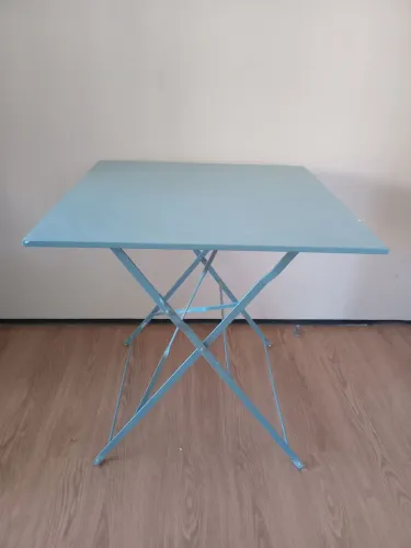 Mesa Dobrável Azul | Pouquíssimo Uso | Estado de Nova
