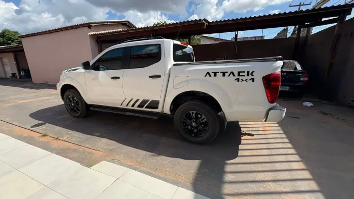 Nissan Frontier Attac.cd 4X4 2.3 Bi-TB Die. AUT 2023