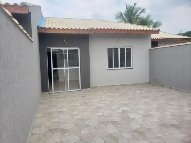 Casa para Venda em Itanhaém, Cibratel 2, 3 dormitórios, 1 suíte, 2 banheiros, 1 vaga