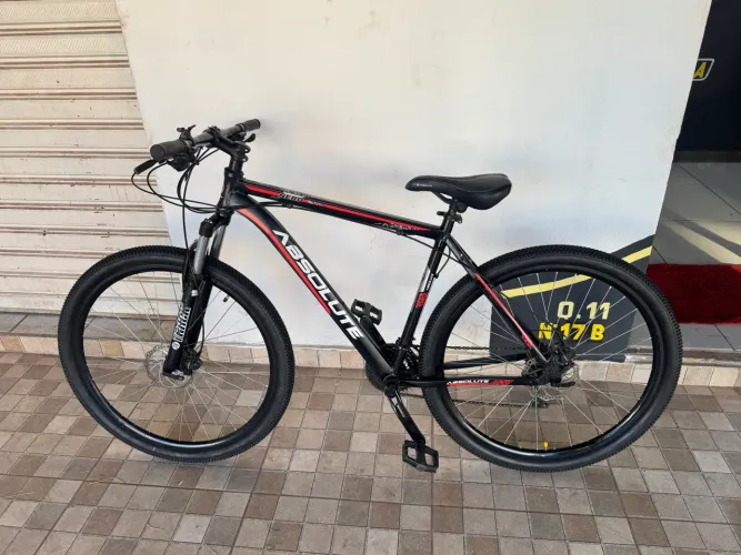 Bicicleta Nero Absolute