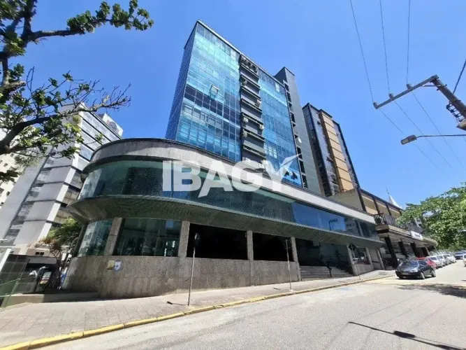 Oportunidade! Salas/Conjuntos em Centro - Florianópolis