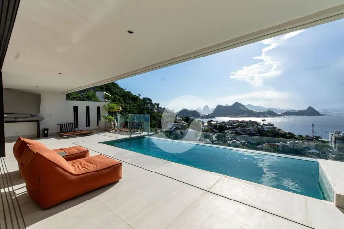 Casa com 4 dormitórios à venda, 750 m² por R$ 9.950.000,00 - Charitas - Niterói/RJ