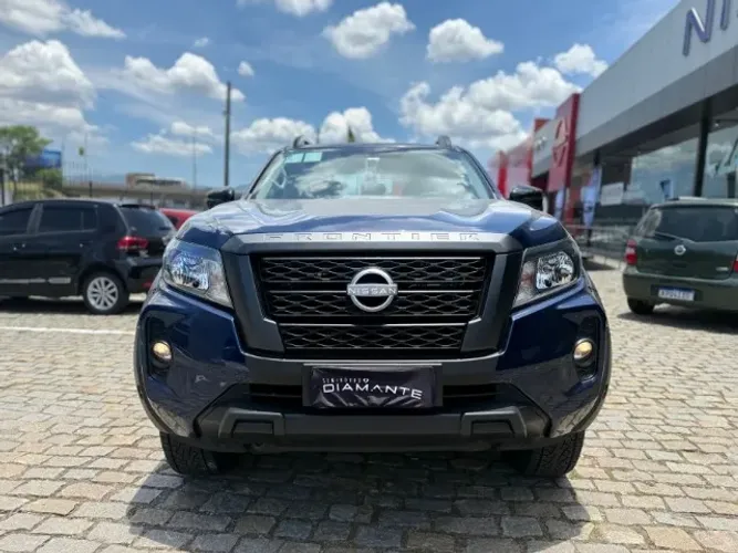 Nissan Frontier Attac.cd 4X4 2.3 Bi-TB Die. AUT 2025