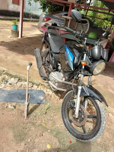 Moto Yamaha Factor 2016