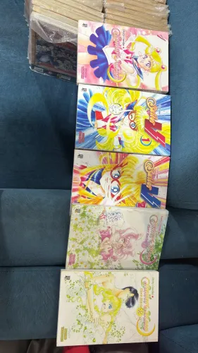 Lote Sailor Moon JBC 5 mangás Sailor V + Short Stories