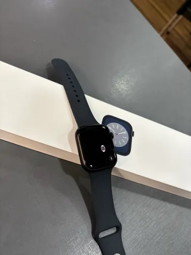 Apple Watch série 8 sem detalhes e garantia - avance aqui