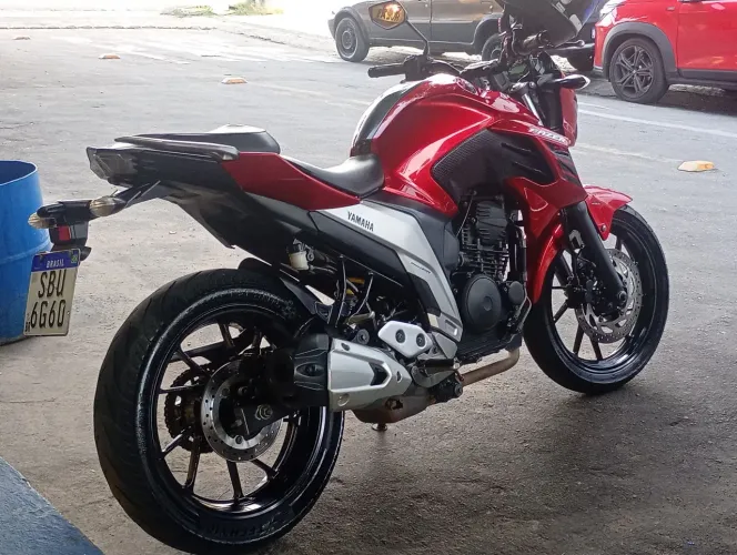 Fazer 250cc R$ 21.500