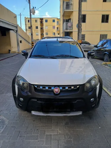 Fiat Palio Weekend Adventure Locker 1.8 Flex 2016