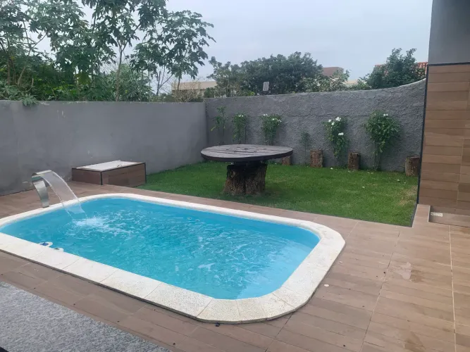 Alugo Fixo Casa Mobiliada com Piscina em São Pedro da Aldeia