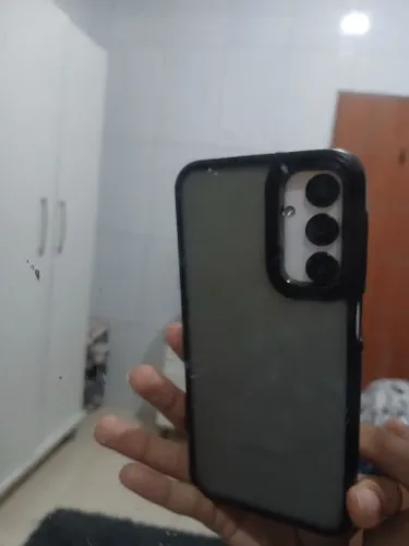 Celular bom ! Sem nenhum defeito *90