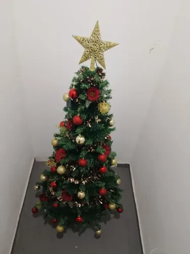 Árvore de natal enfeitada
