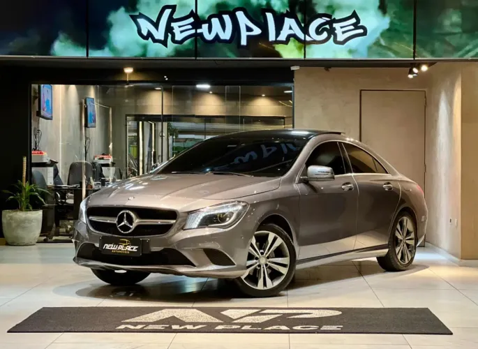 Mercedes-Benz CLA-200 Vision 1.6 TB 16V Flex Aut. 2015