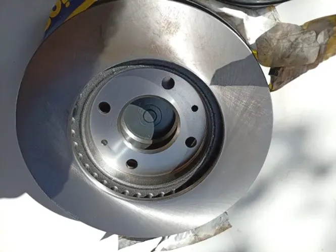 DISCO DE FREIO VENTILADO HONDA FIT 2003/2008 1.4