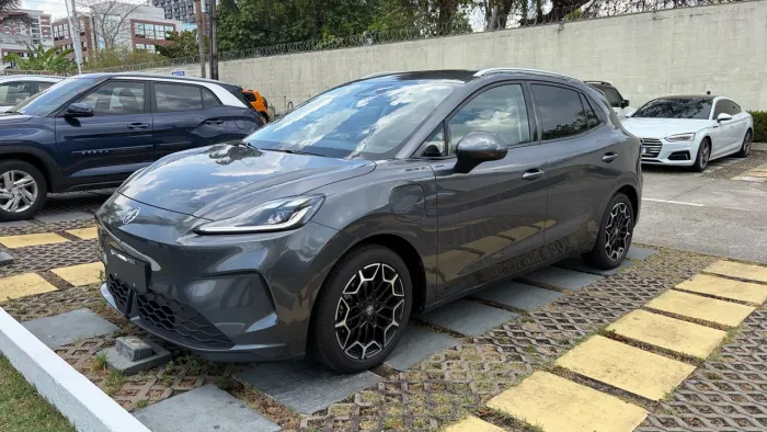 MG 4 Urban Luxury 43 2027