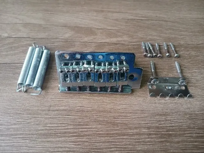 Ponte para Guitarra Strato - Retirada de uma Memphis by Tagima/não Fender Squier Fernandes