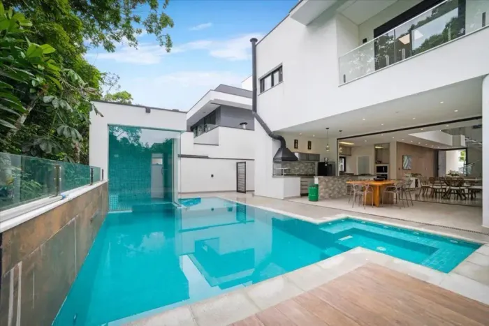 LOCAÇÃO TEMPORADA - VENDA - Casa em Riviera de São Lourenço, no Módulo 24