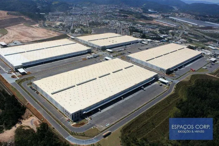Galpão logístico ou industrial para alugar, 38245m² por R$ 1.787.953/mês - Vila Nova - Caj