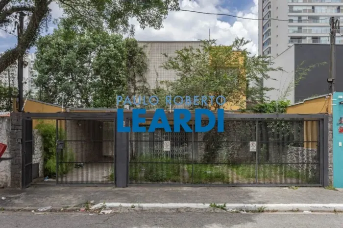 CASA ASSOBRADADA - BROOKLIN - SP