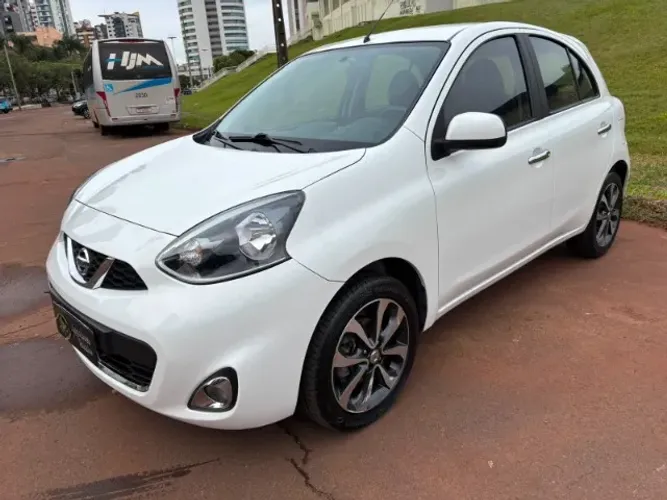 Nissan March SL 1.6 16V Flexstart 5P Aut. 2017