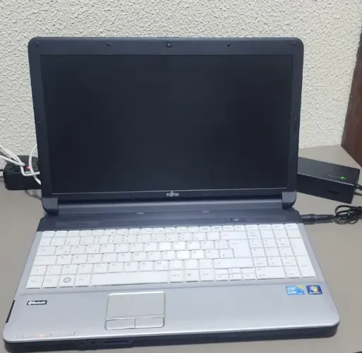 Notebook Intel I3 6GB RAM e HD 500GB