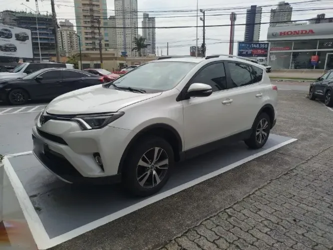 Toyota RAV4 2.0 4X2 16V Aut. 2018