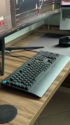 Teclado Logitech G213 Seminovo, Pouquíssimo Uso, Funcionando Perfeitamente