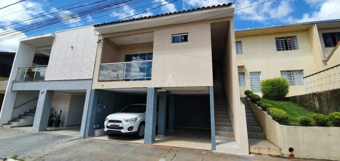 Sobrado para locação em condomínio fechado em Cascavel Pr