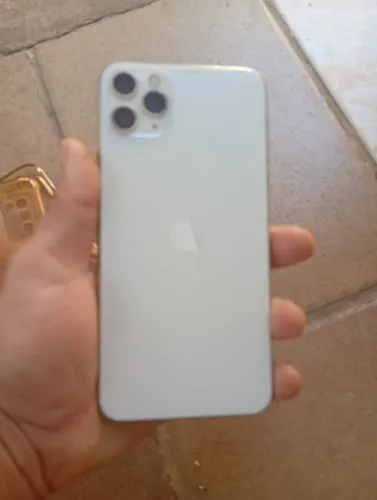 iPhone 11 pró para retirar peça