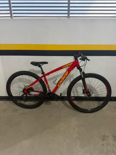 Bike OGGI Hacker HDS Aro 29 - Freio a Disco + Suspensão