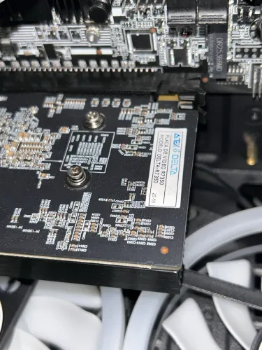 AMD Radeon R7 350 4GB - Excelente Estado | Testada e Funcionando Perfeitamente