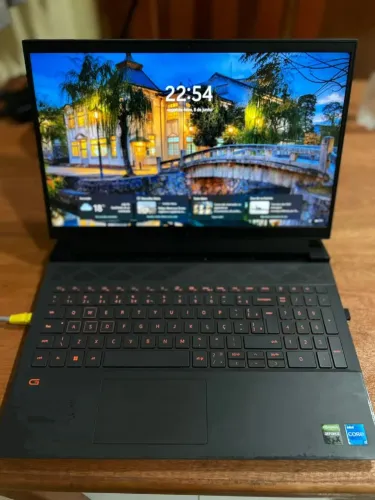Notebook Dell G15 5520