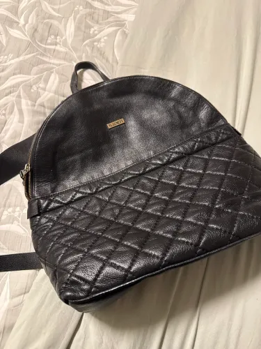 Mochila em couro legítimo