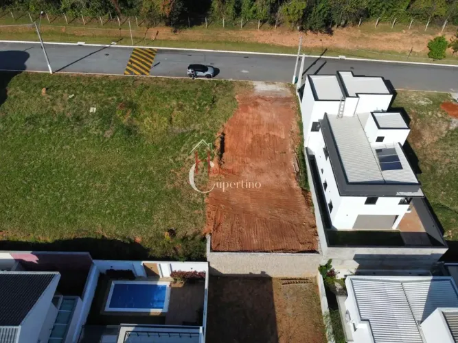 Terreno à venda no Condomínio Villa Verde no Jardim Quinta das Videiras em Jundiaí - SP