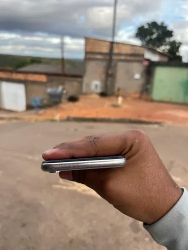 IPHONE XS 51% de bateria