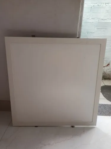 Painel LED Kian 60x60 cm - 36W - 3000K - Completo com Driver