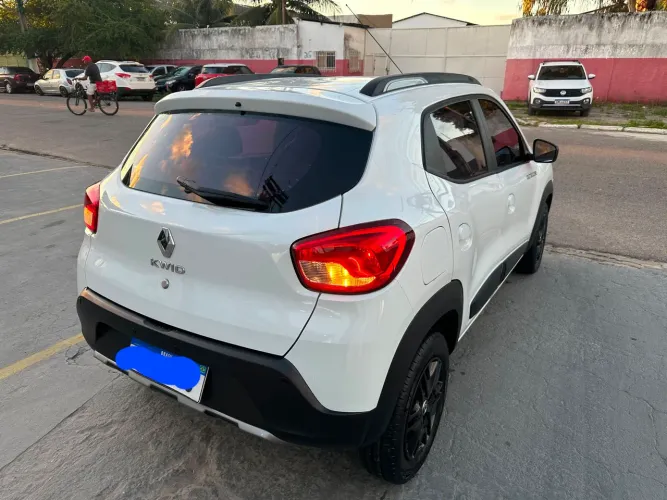 Renault Kwid Outsider 1.0 Flex 12V 5P Mec. 2021
