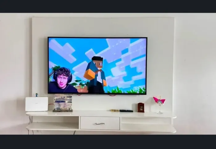 Painel madeira branco 3d com gaveta