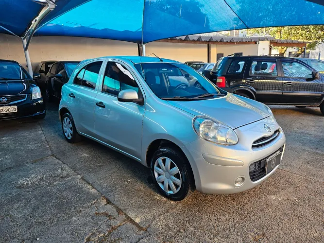 Nissan March S 1.6 16V Flex Fuel 5P 2012