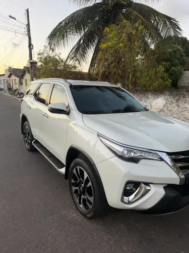 Toyota Hilux SW4 SRX 4X4 2.8 TDI 16V Dies. Aut. 2019