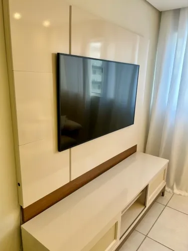 RACK + PAINEL 1.80M EM PERFEITO ESTADO