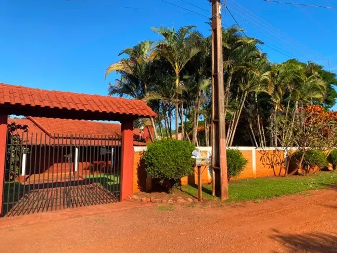 Chácara Molhada com Casa e 2.344m² total em Alvorada do Sul - PR