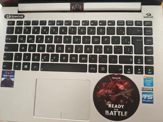 Notebook ASUS com tela touch