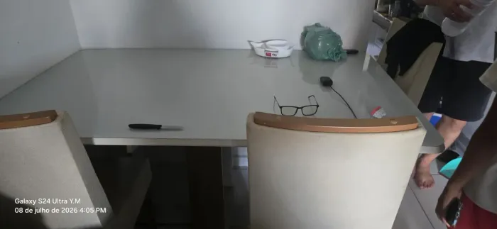 Conjunto Mesa de Jantar Kiara Freijó Com Vidro