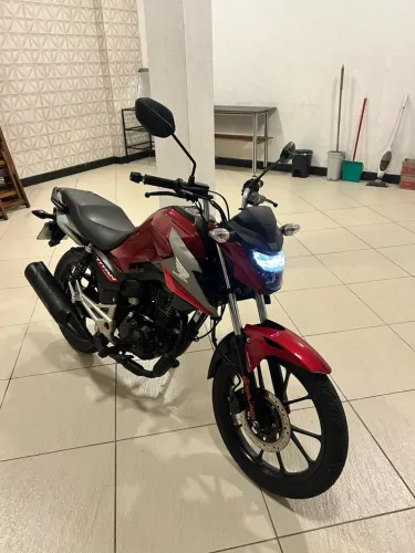 Titan 160