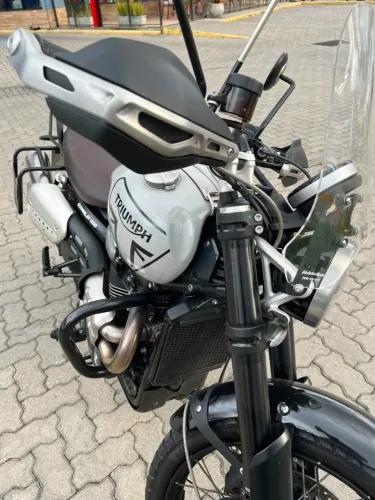 Triumph 1200X impecável